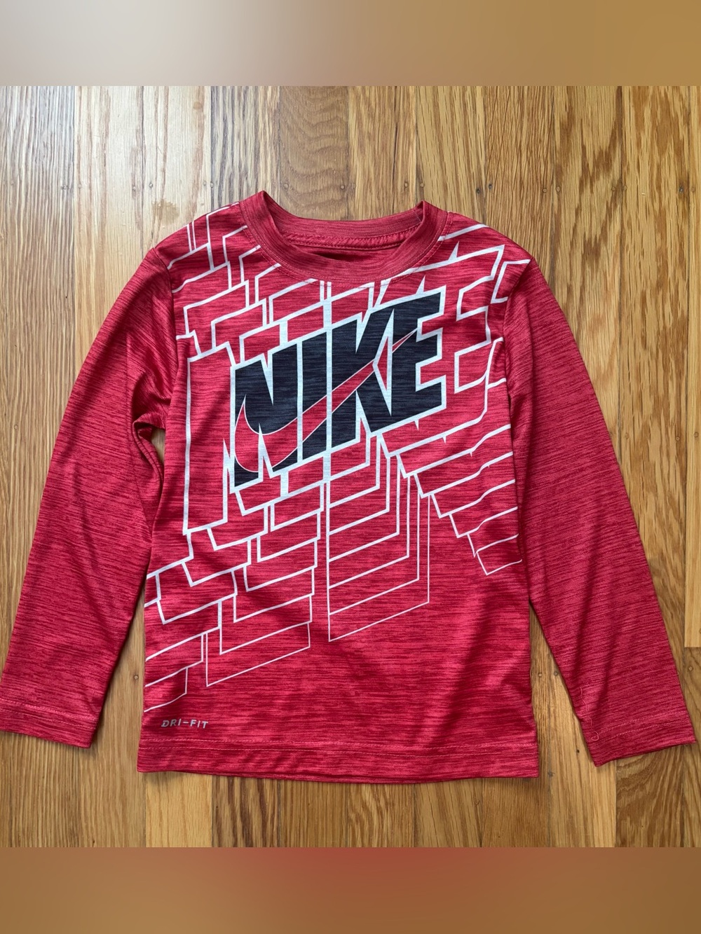 Nike Boys Long Sleeve Dri Fit Tee, Size 4